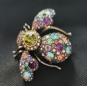 Joan Rivers crystal Bee Brooch